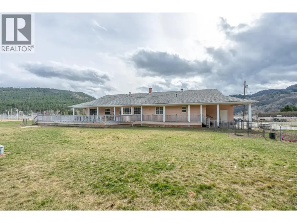 351 Jones Way Road, Oliver